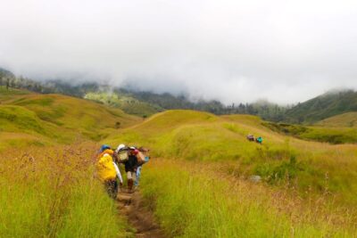 trekking rinjani - senaru crater
