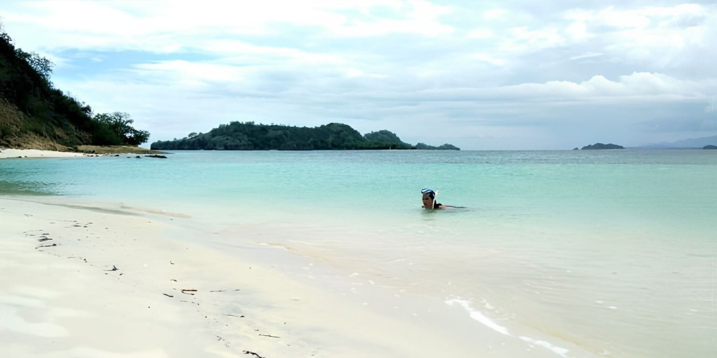 snorkeling at wonder place 17 island