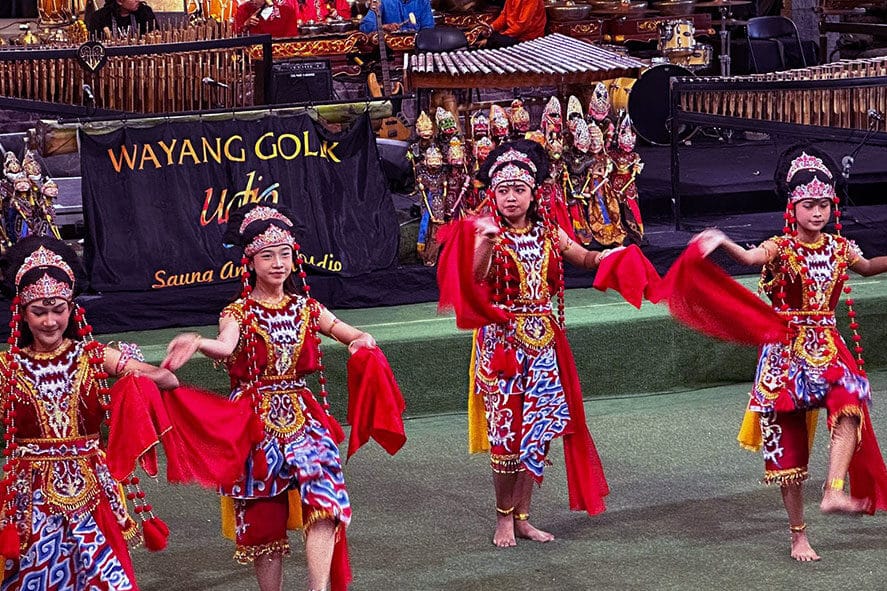 4d/3n jakarta-bogor-bandung