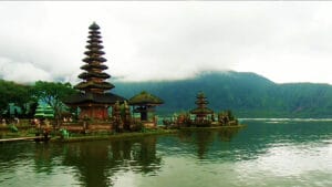 Ulundanu-Temple bali 9d/8n