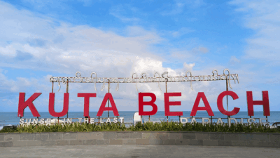 Kuta Beach group tour java - bali